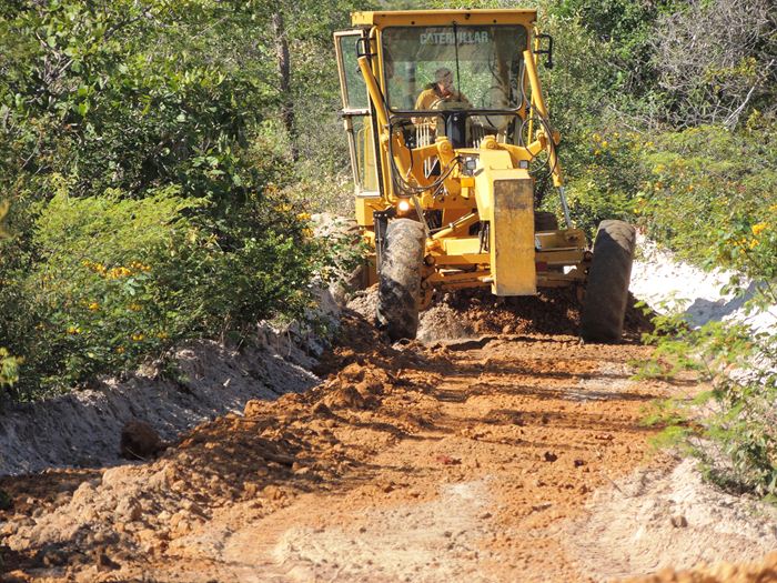 Município intensifica recuperação de estradas vicinais  - Imagem 45