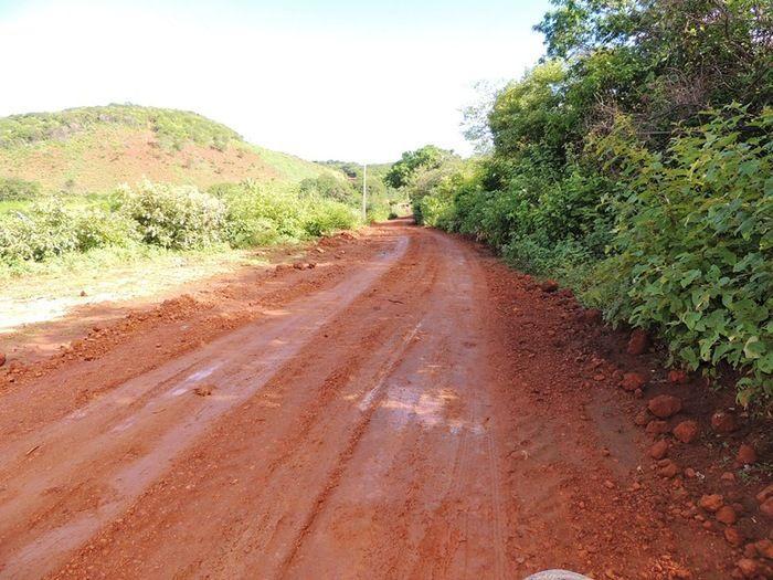 Município intensifica recuperação de estradas vicinais  - Imagem 3