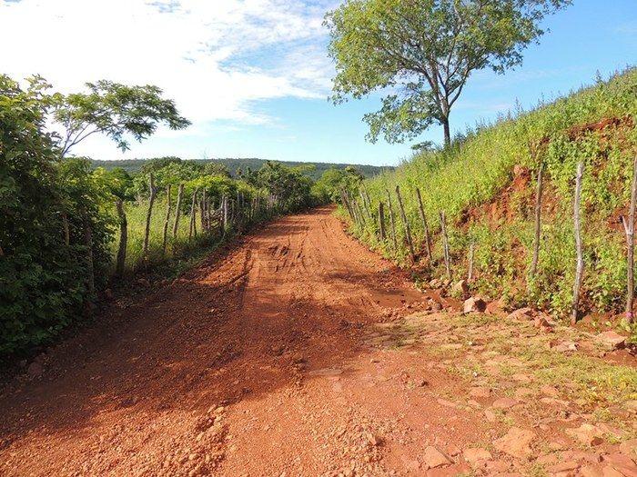 Município intensifica recuperação de estradas vicinais  - Imagem 6