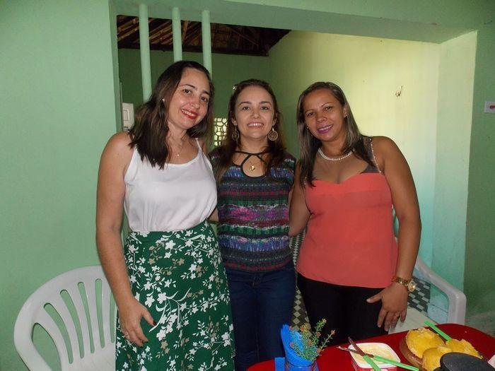 Assistente Social é surpreendida com um café da manhã. - Imagem 16