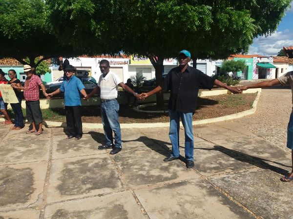 Em Santo Inácio categorias vão às ruas contra reformas do governo - Imagem 2