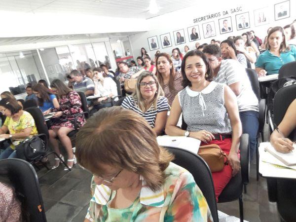 Técnicos participam de encontro do CadÚnico e Bolsa Família - Imagem 2