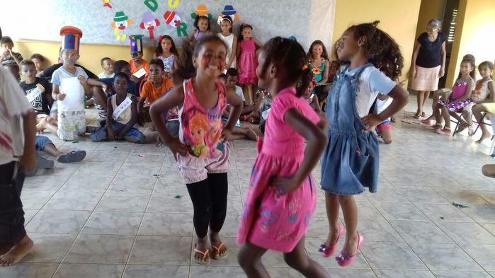 Escola Municipal comemora “Dia do Circo” - Imagem 6