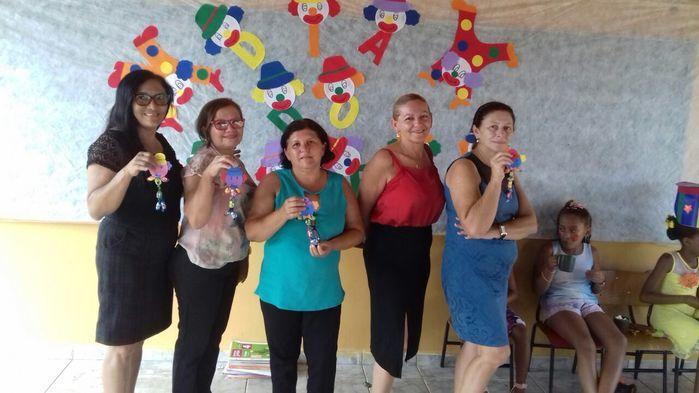 Escola Municipal comemora “Dia do Circo” - Imagem 28