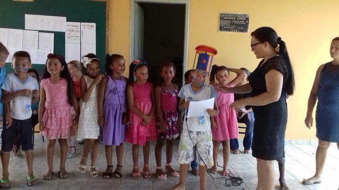 Escola Municipal comemora “Dia do Circo” - Imagem 21