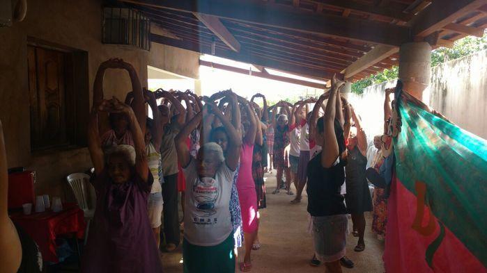 CRAS realiza atividades com grupo de idosos - Imagem 19