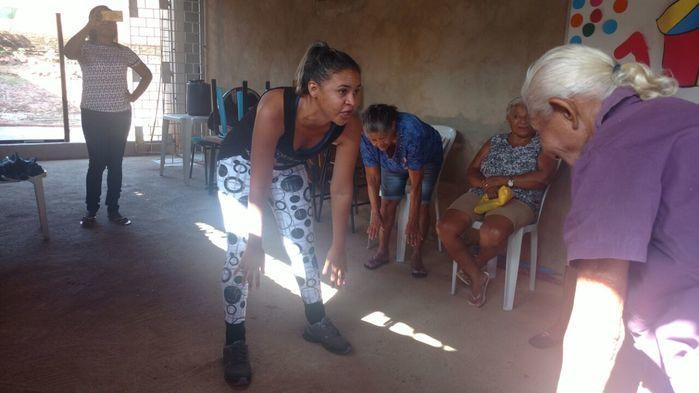 CRAS realiza atividades com grupo de idosos - Imagem 12