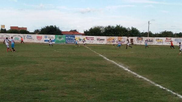 Laércio faz três gols e classifica Varjota para a final - Imagem 2