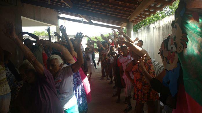 CRAS realiza atividades com grupo de idosos - Imagem 14