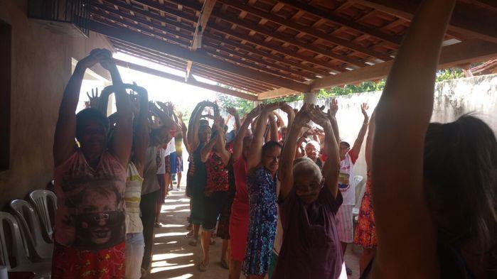 CRAS realiza atividades com grupo de idosos - Imagem 9