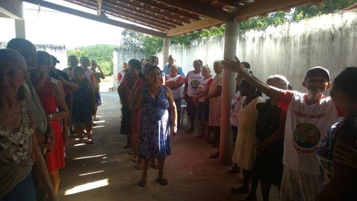 CRAS realiza atividades com grupo de idosos - Imagem 15