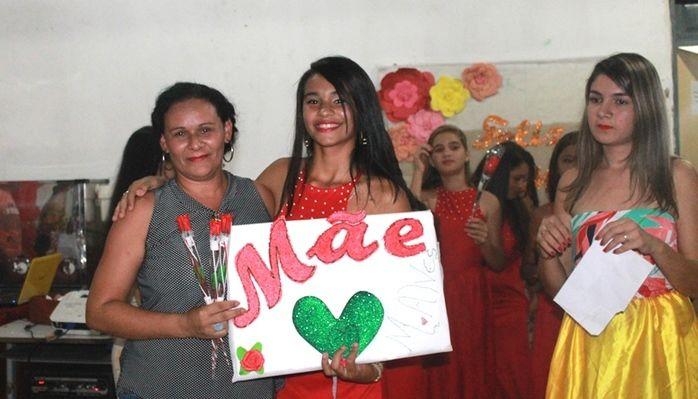 Escolas do município festejam o Dia das Mães - Imagem 10