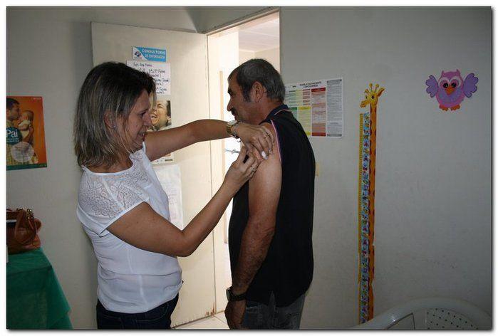 Secretaria Municipal de Saúde realiza Campanha de Vacinação - Imagem 7