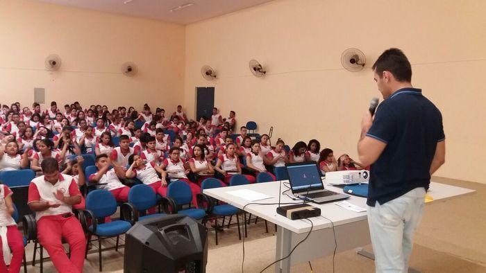 Alunos participam de programação de combate a exploração sexual     - Imagem 5