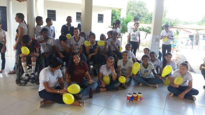 Acadêmicos de Biomedicina Visitam a Escola Santa Catarina - Imagem 16
