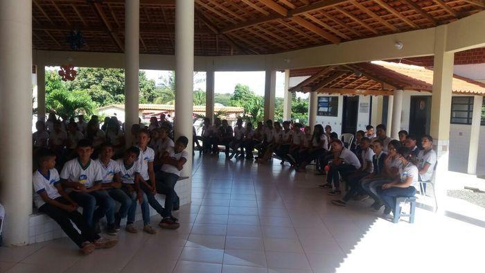 Acadêmicos de Biomedicina Visitam a Escola Santa Catarina - Imagem 21