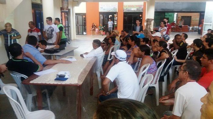 Município e feirantes em reunião buscam organizar feira - Imagem 4