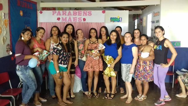 Creche Nossa Sra. do Perpetuo Socorro Comemora o Dia das Mães - Imagem 29