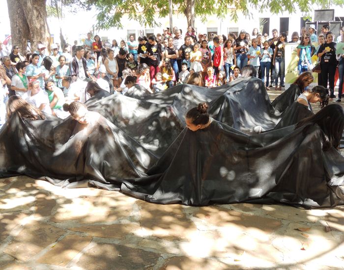 caminhada com alunos reforça o Dia de Combate a Exploração sexual  - Imagem 28