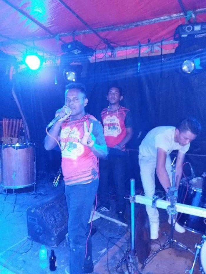 De volta a maior tradição Festa das Rosas. - Imagem 2