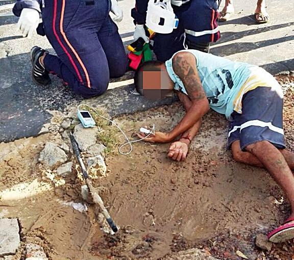 Ciclista é esfaqueado durante assalto na avenida São Sebastião - Imagem 1