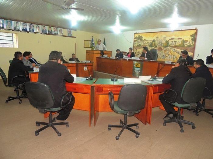 Dr. Sidney Macedo lembra dia do apicultor na câmara Municipal  - Imagem 2
