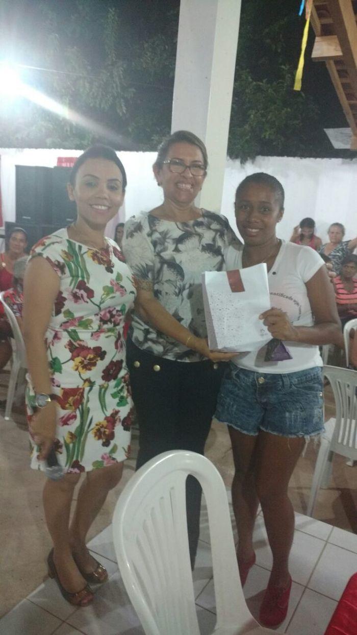 CRAS Comemora o Dia das Mães Com Famílias Beneficiadas - Imagem 38