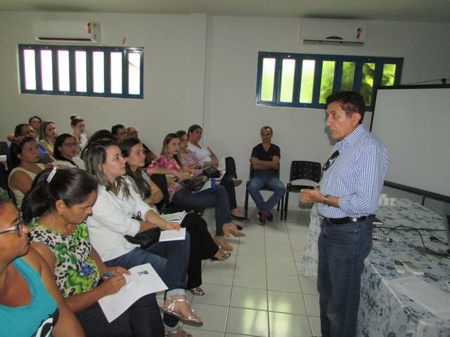 Prefeito Dr.Zé Maria Realizou Entrega de Gerador a Sala de Vacinas - Imagem 9