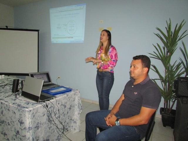 Prefeito Dr.Zé Maria Realizou Entrega de Gerador a Sala de Vacinas - Imagem 19