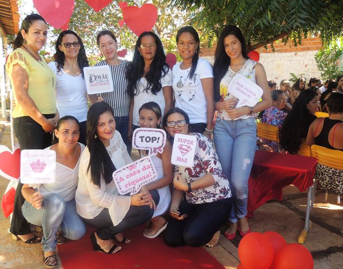 Creche Anexo Tia Alice realiza festa em comemoração ao Dia das Mães - Imagem 16