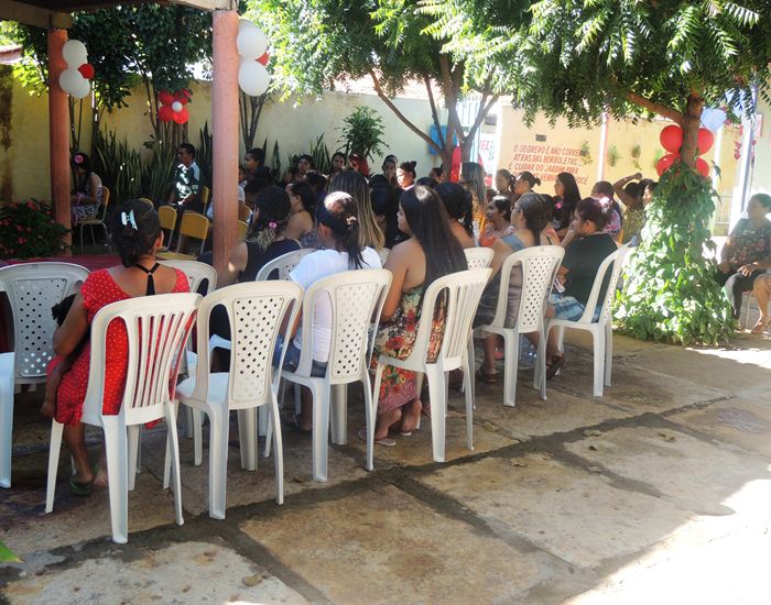 Creche Anexo Tia Alice realiza festa em comemoração ao Dia das Mães - Imagem 20