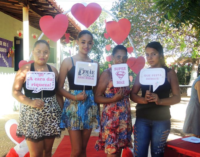 Creche Anexo Tia Alice realiza festa em comemoração ao Dia das Mães - Imagem 9