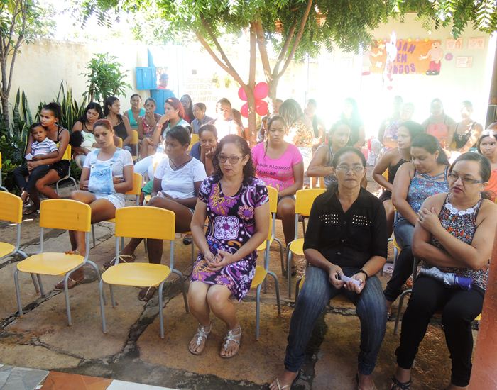 Creche Anexo Tia Alice realiza festa em comemoração ao Dia das Mães - Imagem 24