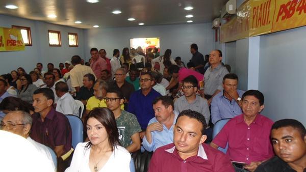 Prefeito de Santo Inácio e comitiva participam de evento do PSB  - Imagem 4