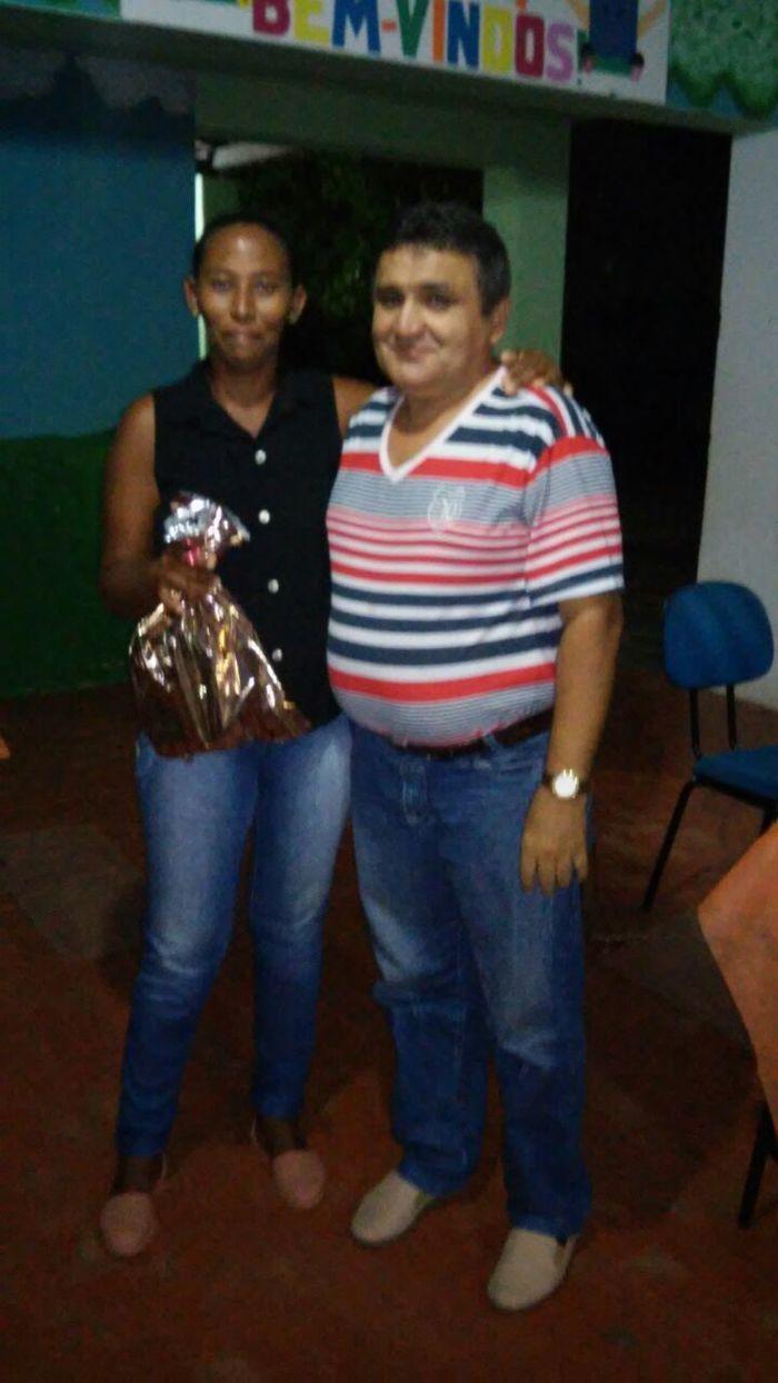 Escolas realizam festa em comemoração ao Dia das Mães - Imagem 32