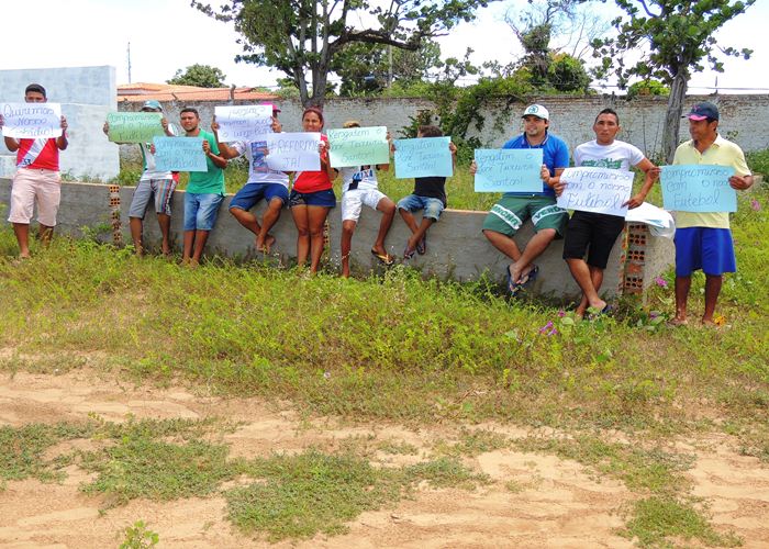 Prefeito Alvimar acompanha equipe da FUNDESPI em visita ao estádio - Imagem 4