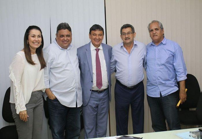 Wellington Dias recebe prefeito Alvimar Martins e membros do PP     - Imagem 3