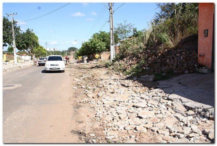 Prefeitura de Inhuma realiza obras na Avenida Duque de Caxias - Imagem 7