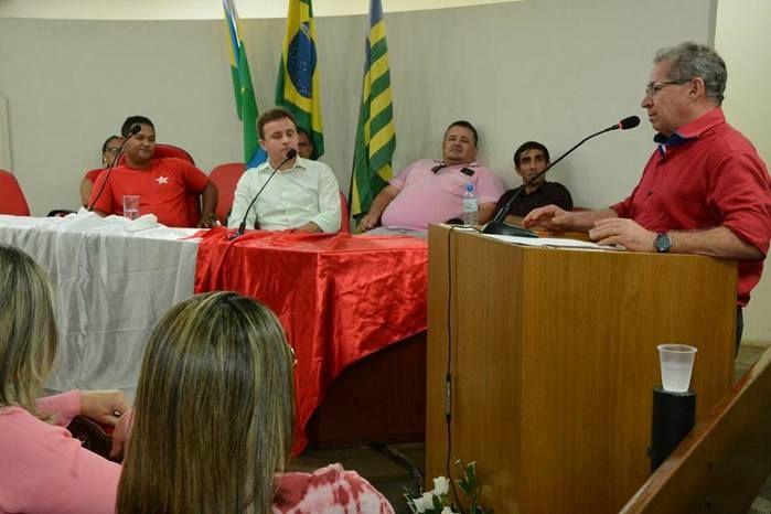 Deputado Assis Carvalho parabenizou o novo Diretório  (Crédito: Adriano Sousa)