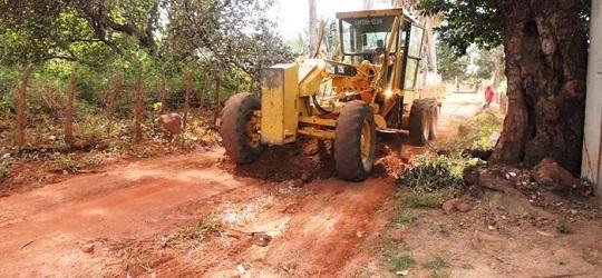 Município recupera estrada que liga Bairro Santa Fé ao Buritizinho - Imagem 9