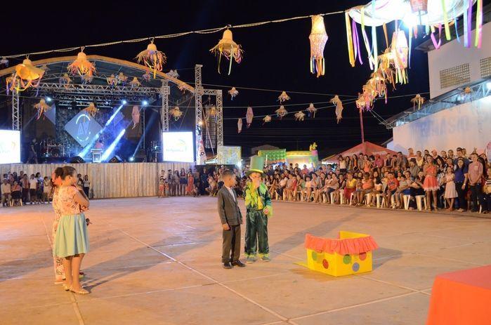 Educação Municipal realiza a quarta noite de atividades ao 63º - Imagem 10