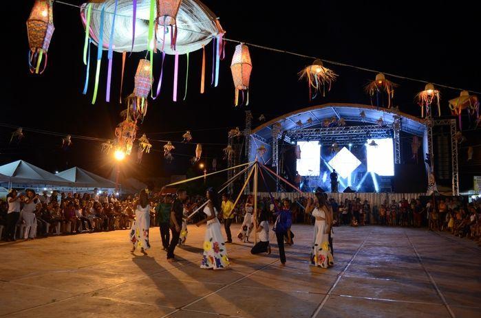 Educação Municipal realiza a quarta noite de atividades ao 63º - Imagem 34