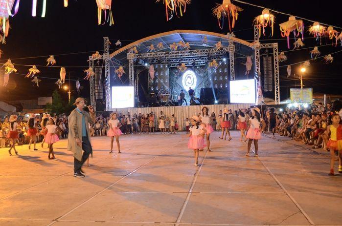 Educação Municipal realiza a quarta noite de atividades ao 63º - Imagem 18