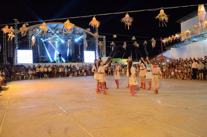 Educação Municipal realiza a quarta noite de atividades ao 63º - Imagem 43