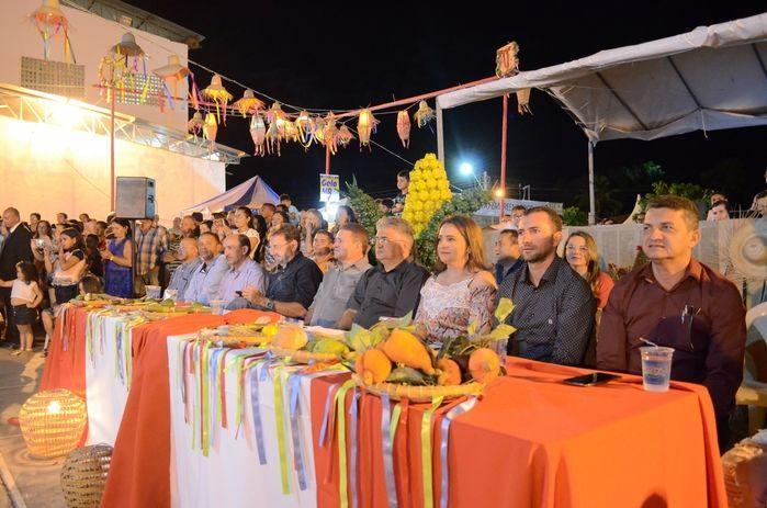 Educação Municipal realiza a quarta noite de atividades ao 63º - Imagem 27