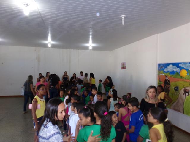 Projeto Plantando Sementes, Colhendo Leitores tem continuidade - Imagem 15