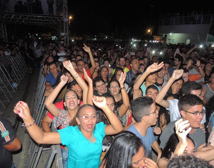 Alceu Valença faz grande show na 1ª noite do Festival de Inverno  - Imagem 7