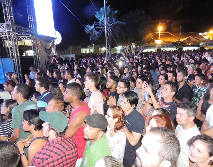 Público faz artistas se empolgarem pelo carisma nos shows - Imagem 4