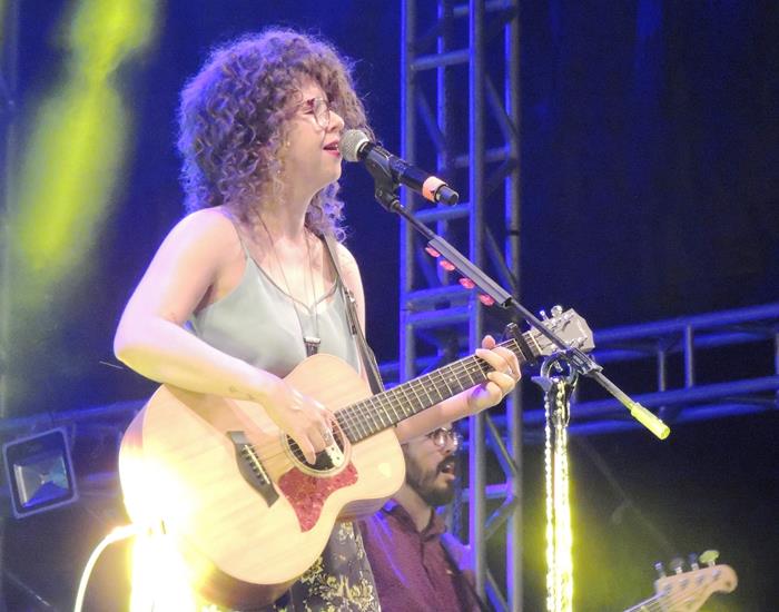 Público faz artistas se empolgarem pelo carisma nos shows - Imagem 18