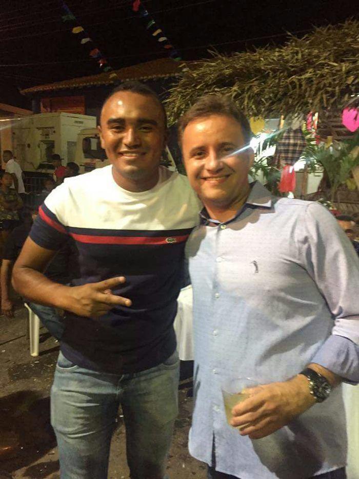 Taty Girl e Léo Cachorrão animaram a festa de 80 anos de São Pedro do Piauí (Crédito: Adriano Sousa)